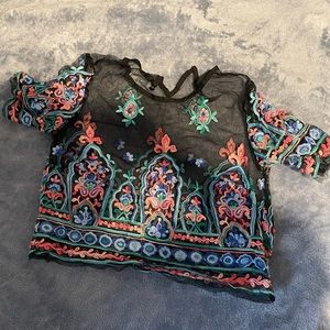 Black Sheer Floral Crop-Top. US XS (2)
